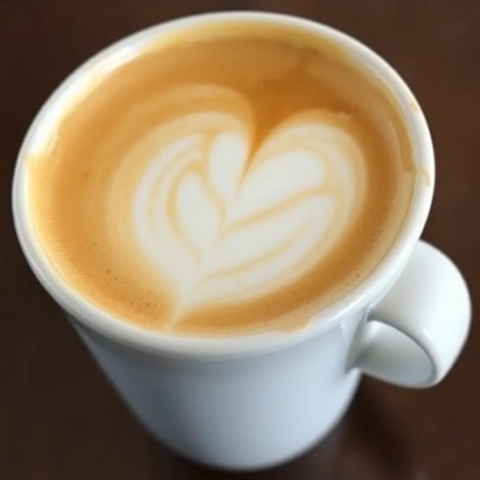 Сон лицом в подушку, кофе и диеты: какие привычки ежедневно «забирают» у нас молодость кожи